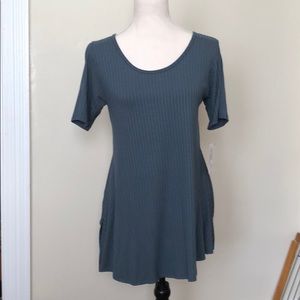 Lularoe perfect tee